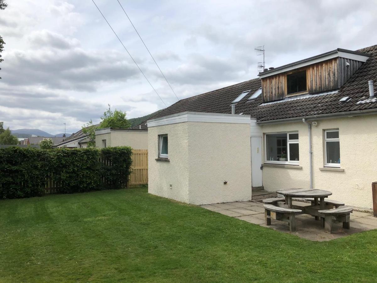 21 Craig Na Gower Avenue Villa Aviemore Exteriör bild
